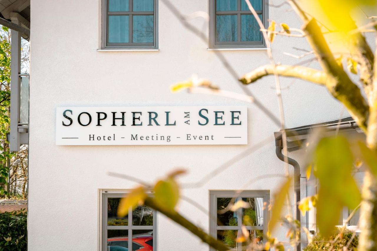 Sopherl Am See - Fruehstueck Auf Der Seeterrasse, Sehr Ruhig Und Wunderschoen Am See, 3 Minuten Nach Oberpfaffenhofen, Viele Radtouren, Restaurants & Cafes In Der Umgebung Weßling Esterno foto