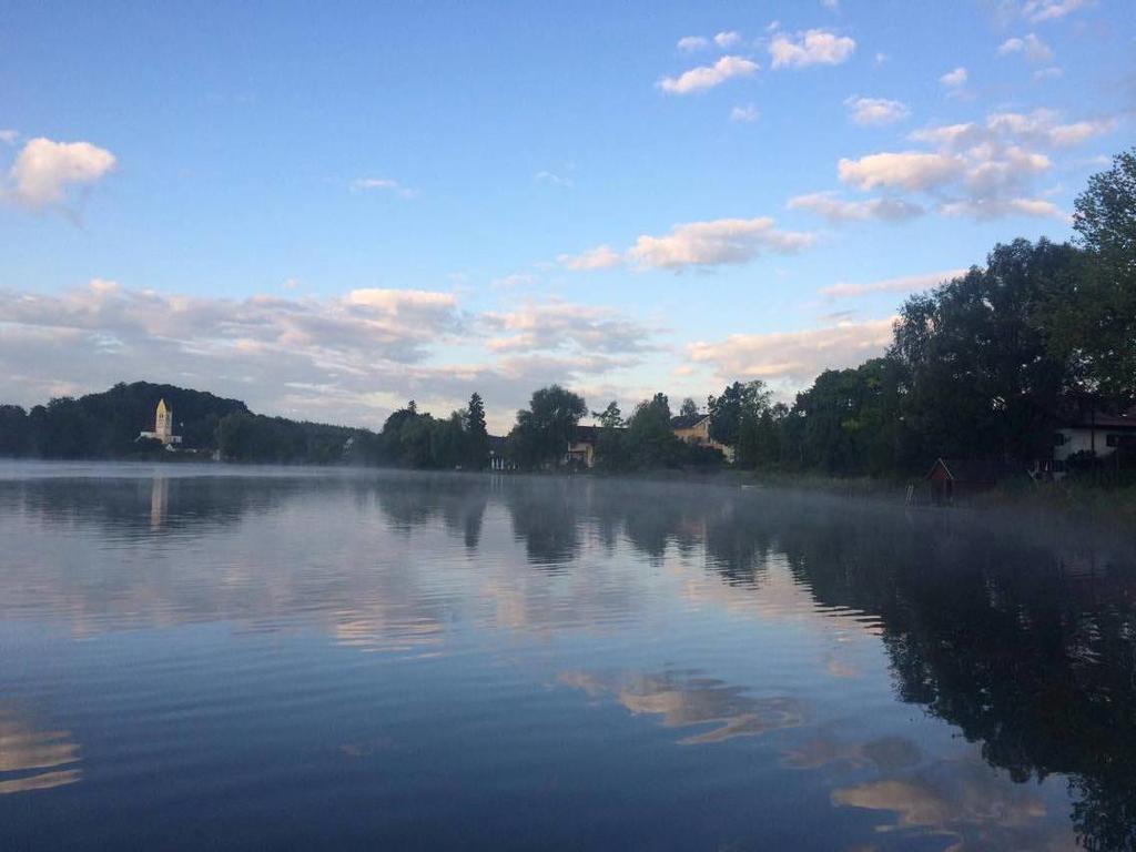 Sopherl Am See - Fruehstueck Auf Der Seeterrasse, Sehr Ruhig Und Wunderschoen Am See, 3 Minuten Nach Oberpfaffenhofen, Viele Radtouren, Restaurants & Cafes In Der Umgebung Weßling Esterno foto