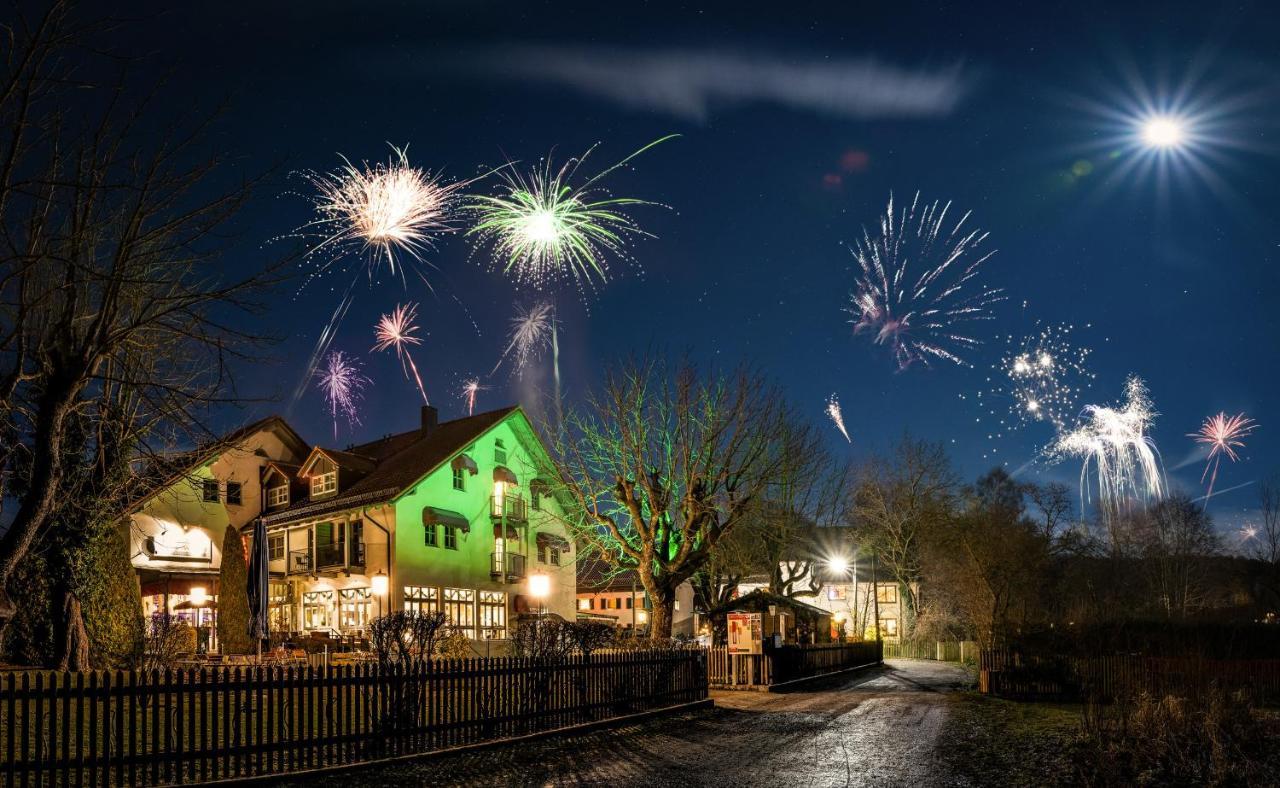 Sopherl Am See - Fruehstueck Auf Der Seeterrasse, Sehr Ruhig Und Wunderschoen Am See, 3 Minuten Nach Oberpfaffenhofen, Viele Radtouren, Restaurants & Cafes In Der Umgebung Weßling Esterno foto