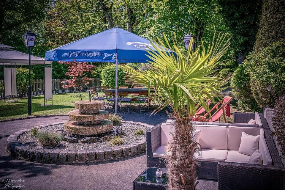 Sopherl Am See - Fruehstueck Auf Der Seeterrasse, Sehr Ruhig Und Wunderschoen Am See, 3 Minuten Nach Oberpfaffenhofen, Viele Radtouren, Restaurants & Cafes In Der Umgebung Weßling Esterno foto