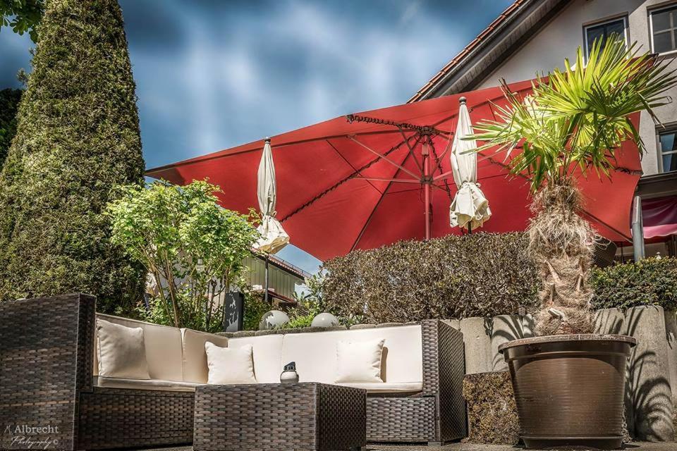 Sopherl Am See - Fruehstueck Auf Der Seeterrasse, Sehr Ruhig Und Wunderschoen Am See, 3 Minuten Nach Oberpfaffenhofen, Viele Radtouren, Restaurants & Cafes In Der Umgebung Weßling Esterno foto